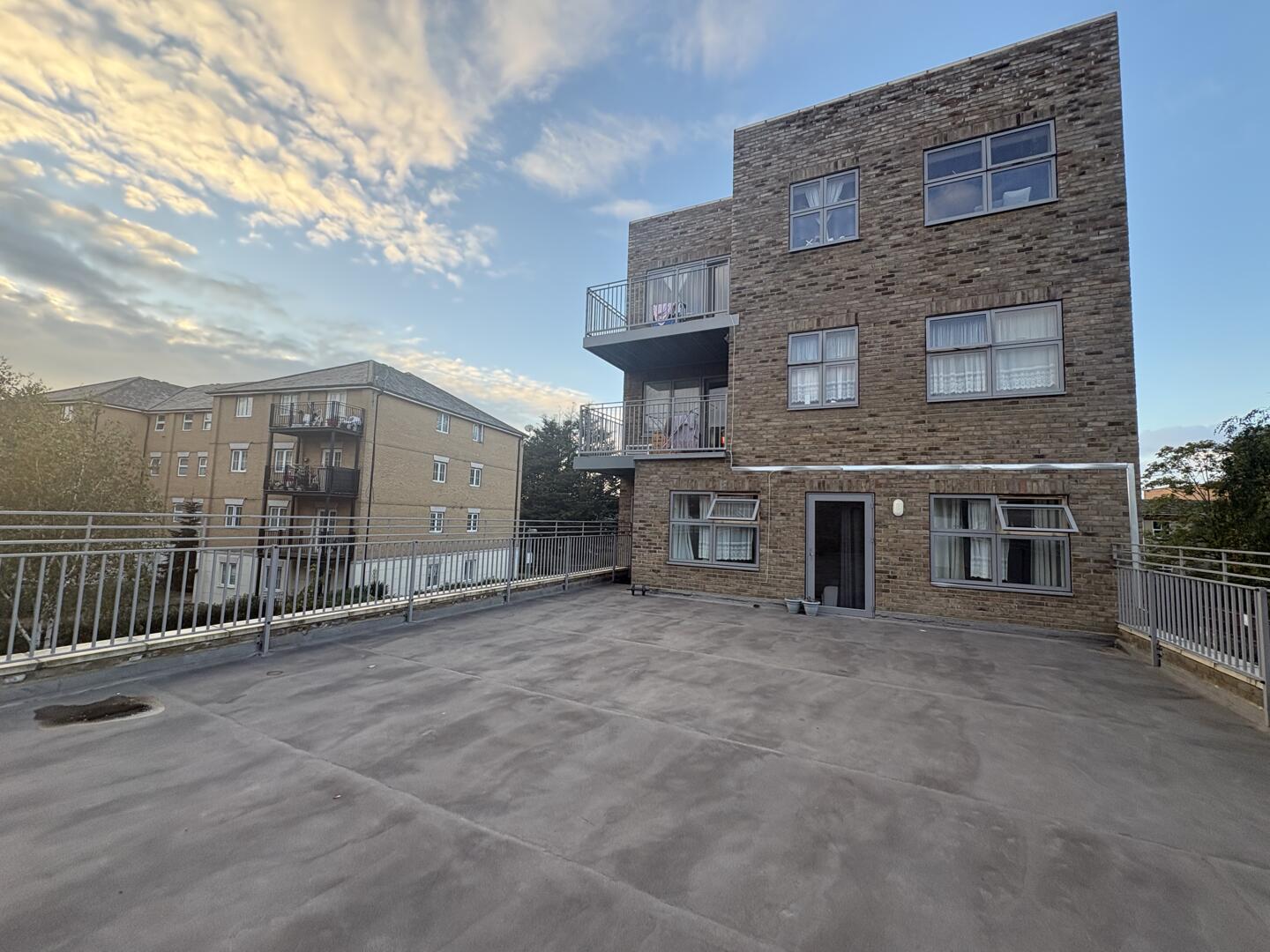 Tanner Street, Barking